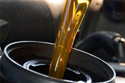 圣益潤滑油 專業(yè)品質(zhì)與卓越服務(wù)，驅(qū)動卓越未來